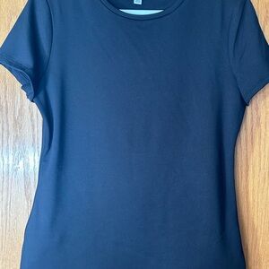 Time and Tru Black Short Sleeve Tee